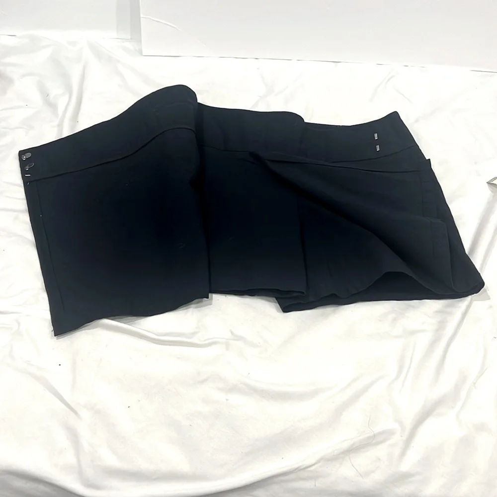 Dockers navy blue cargo front pocket mini skort size 6 - Picture 6 of 10